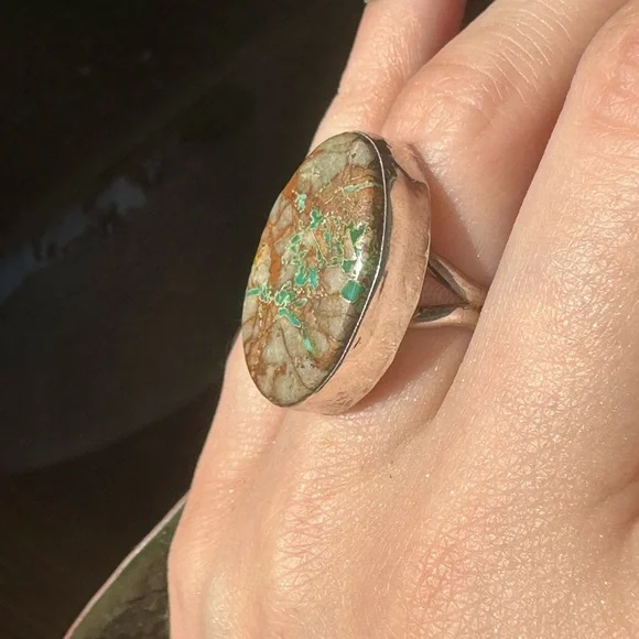 Navajo Boulder Turquoise Sterling Silver Ring by Scott Skeets - Picture 4 of 6